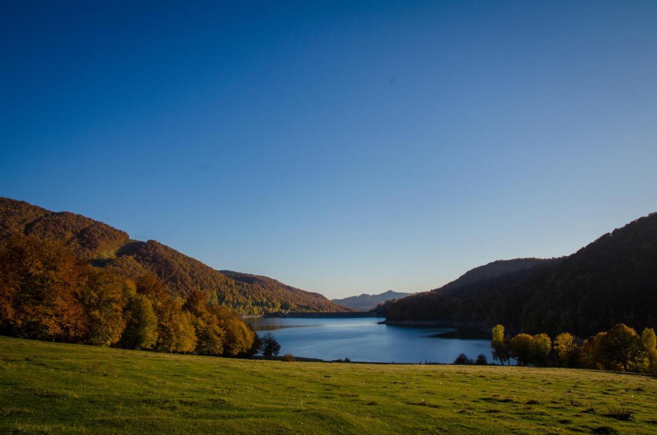 Hanul Doftana Trăisteni Exteriér fotografie