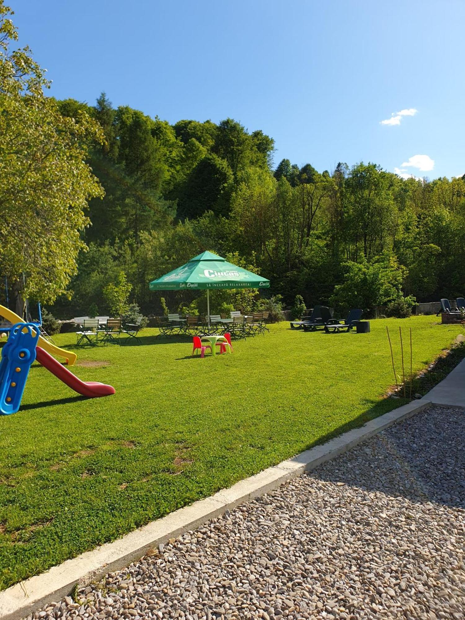 Hanul Doftana Trăisteni Exteriér fotografie